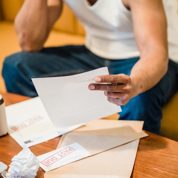 Mastering the Art of Managing Debt: The Important Role of Budgeting